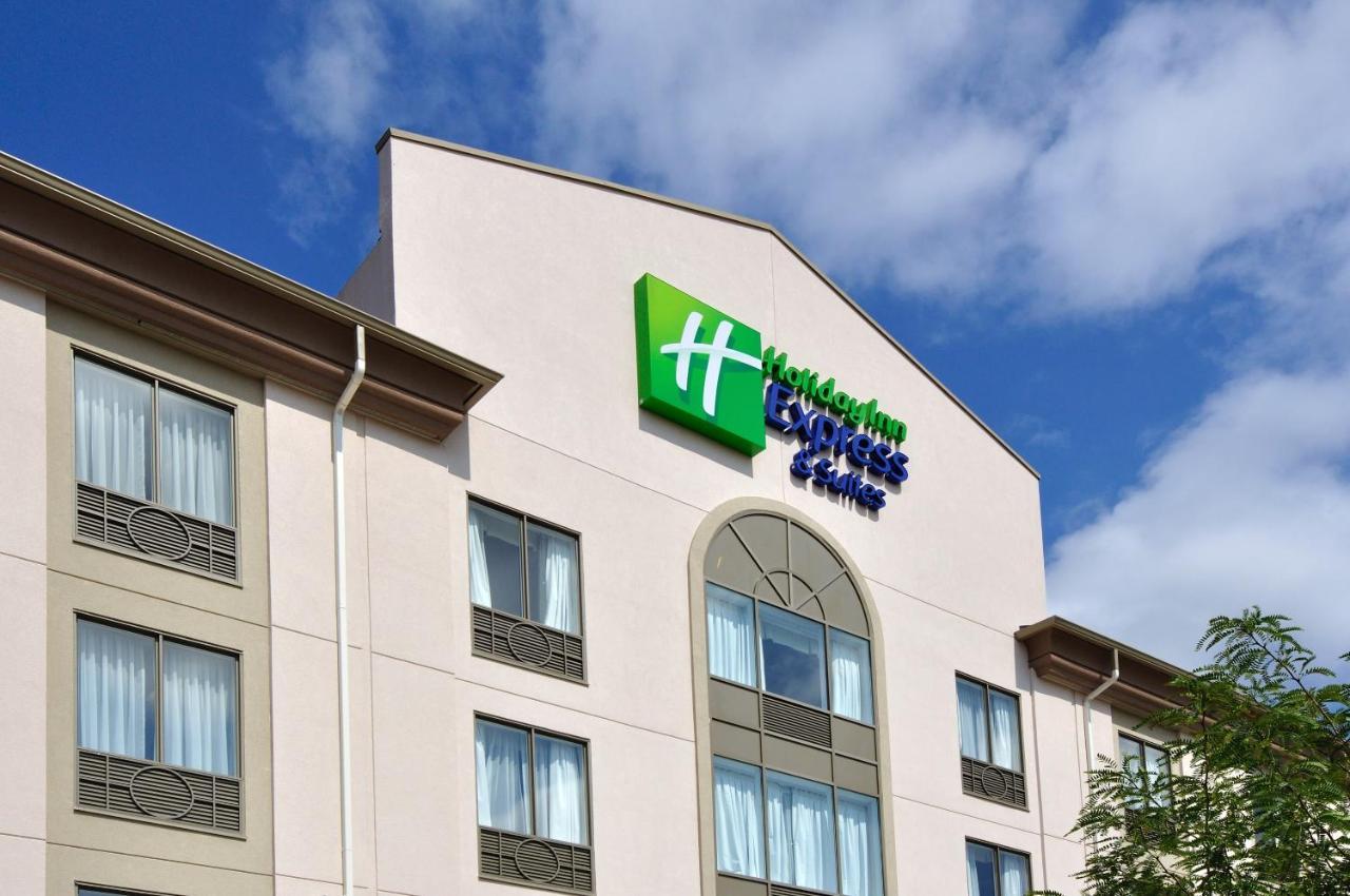 Hotel Express & Airport By Ihg Ottawa